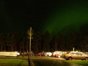 2004.11.12
夫の力作。 自宅前にて撮影
カーテンの形がぼやけたのが心残りとか。